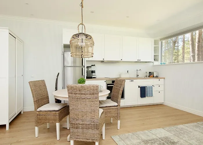 Sea View Studio Apartments By The Beach