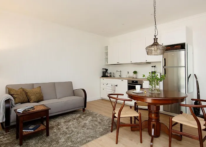 Sea View Studio Apartments By The Beach